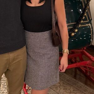 Banana Republic Black and White Pencil Skirt